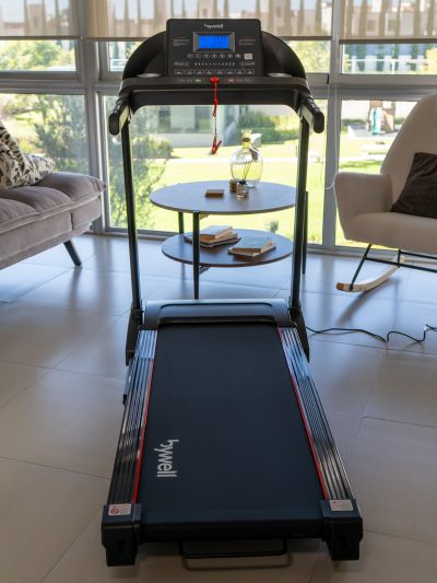Caminadora Bywell 16 km/h 3.0 HP LCD 7" y App