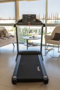 Caminadora Bywell 18 km/h Motor 3.0 HP con Bluetooth y MP3