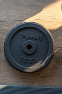 Disco de peso con recubrimiento de polvo negro de 15kg