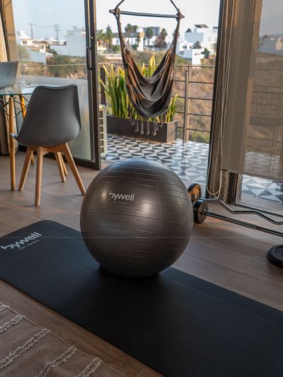 Pelota De Yoga Con Bomba Alta Calidad 55cm Bywell Color Gris
